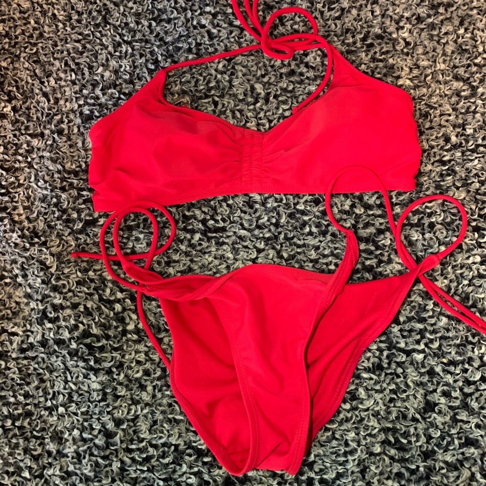 ROYAL RED SWIM SET